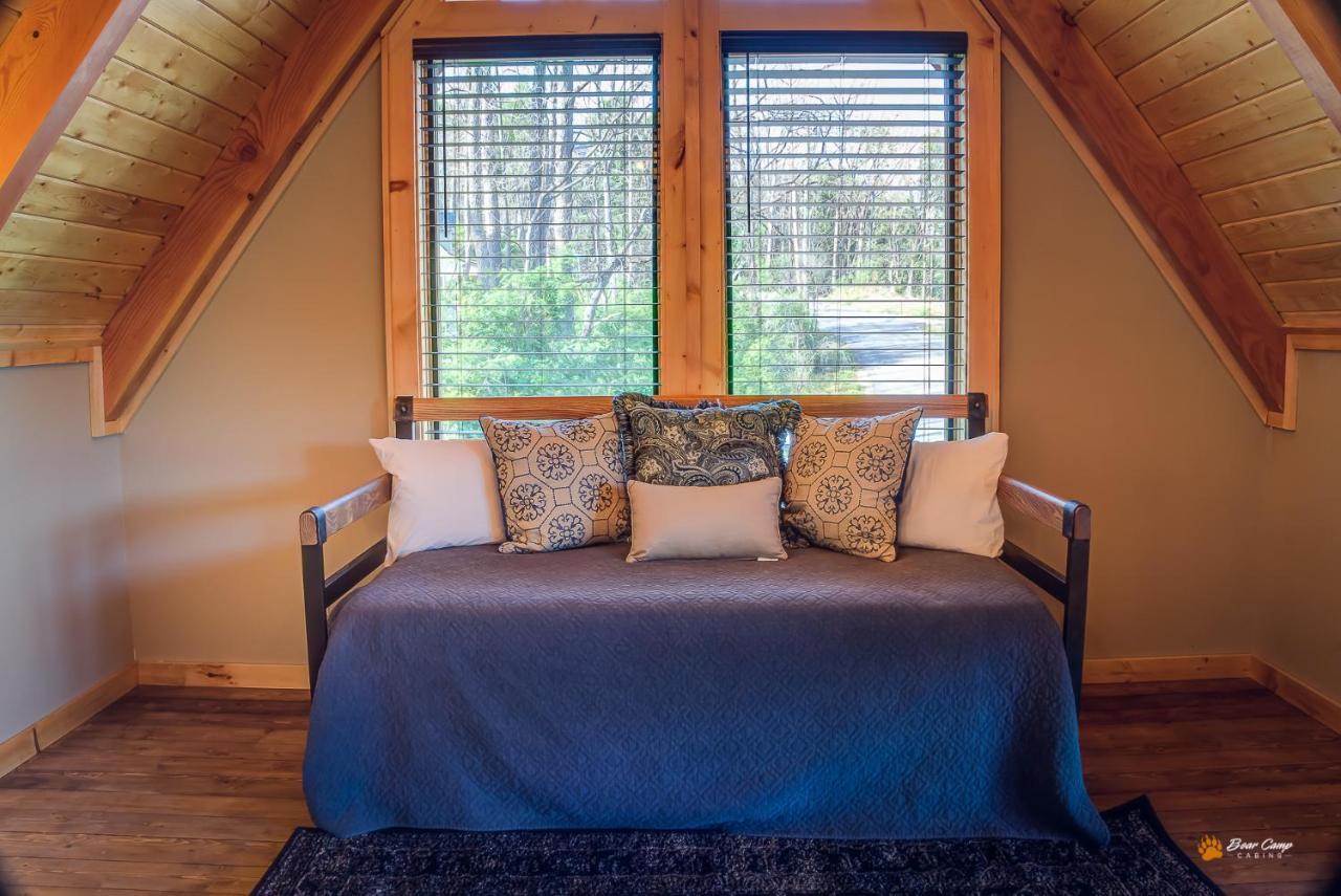 Majestic View Lodge, Amazing Views, Hot Tub, 1089 Free Tickets Each Paid Day, Dollywood And More Gatlinburg Exteriér fotografie