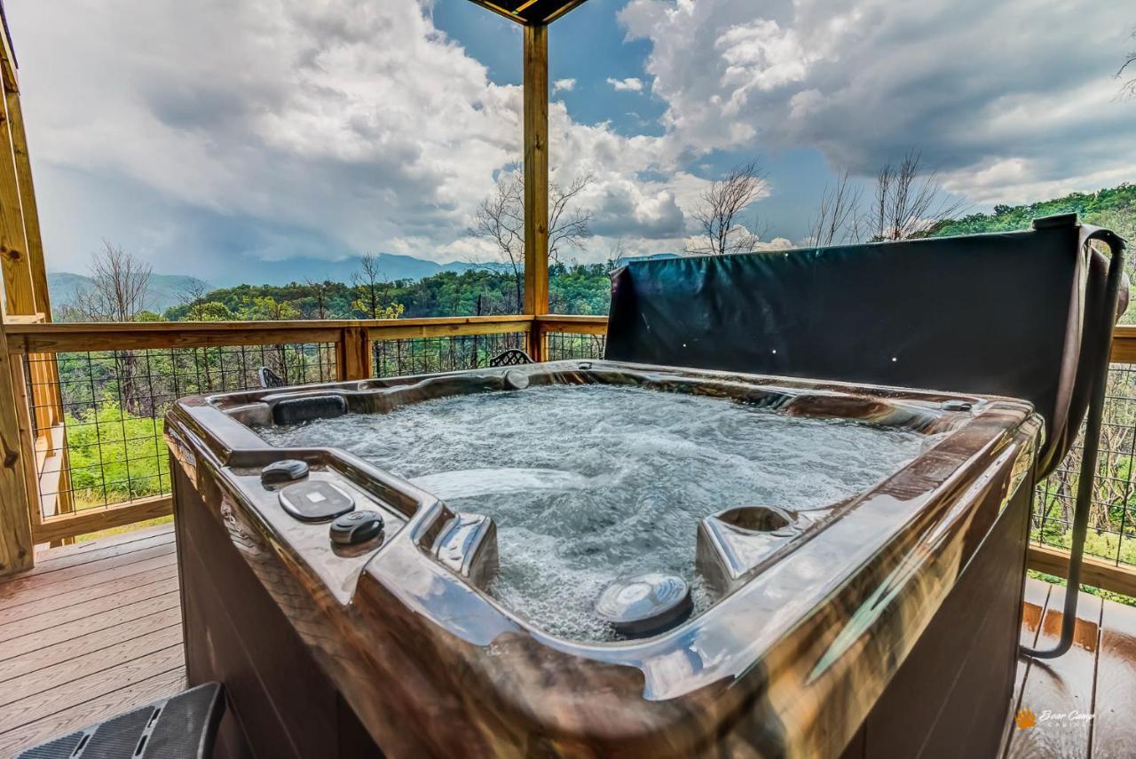 Majestic View Lodge, Amazing Views, Hot Tub, 1089 Free Tickets Each Paid Day, Dollywood And More Gatlinburg Exteriér fotografie