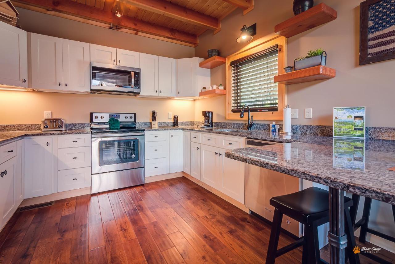 Majestic View Lodge, Amazing Views, Hot Tub, 1089 Free Tickets Each Paid Day, Dollywood And More Gatlinburg Exteriér fotografie